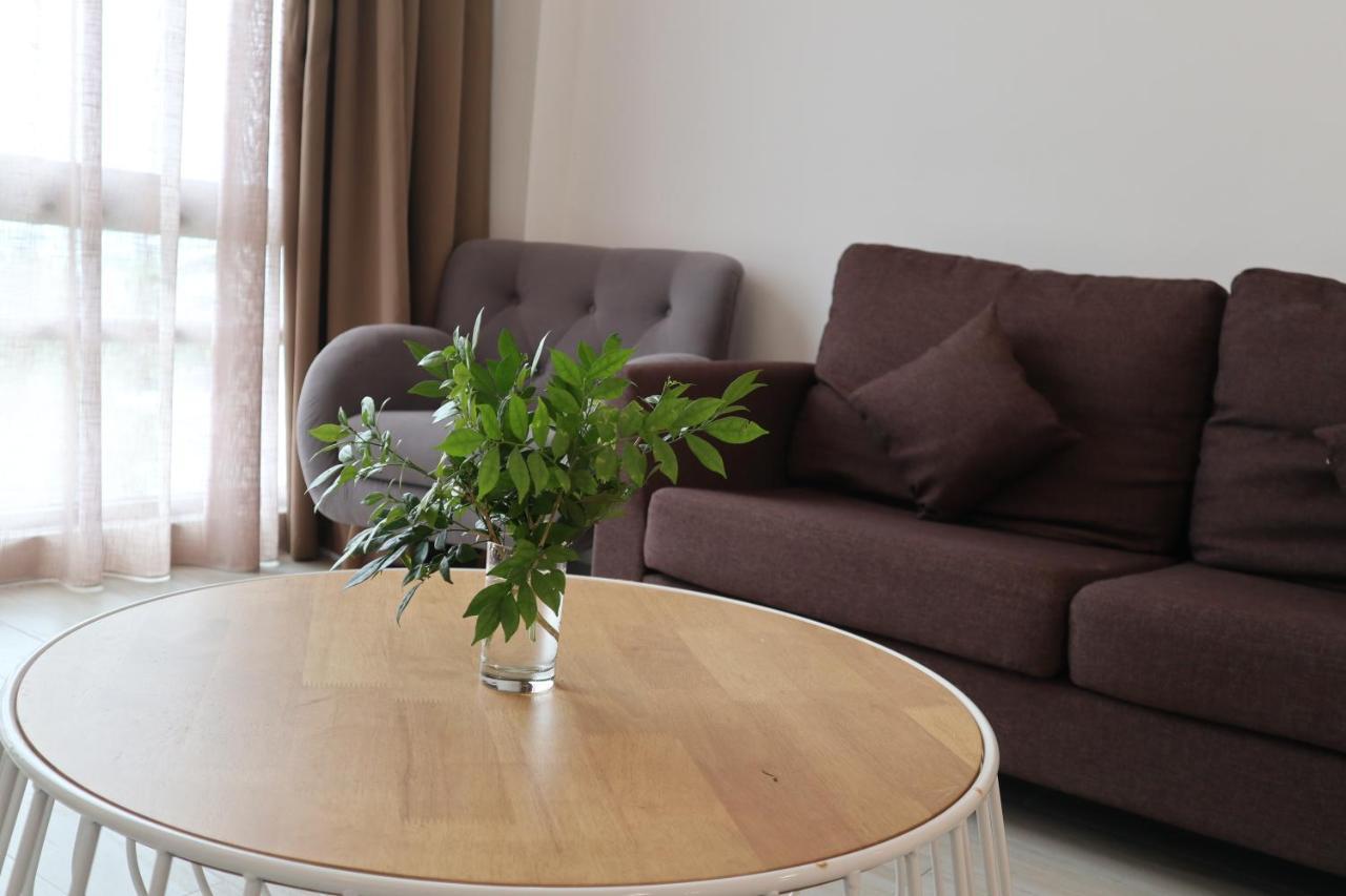 Zen66 @ Roxy Serviced Apartment Kuching Extérieur photo