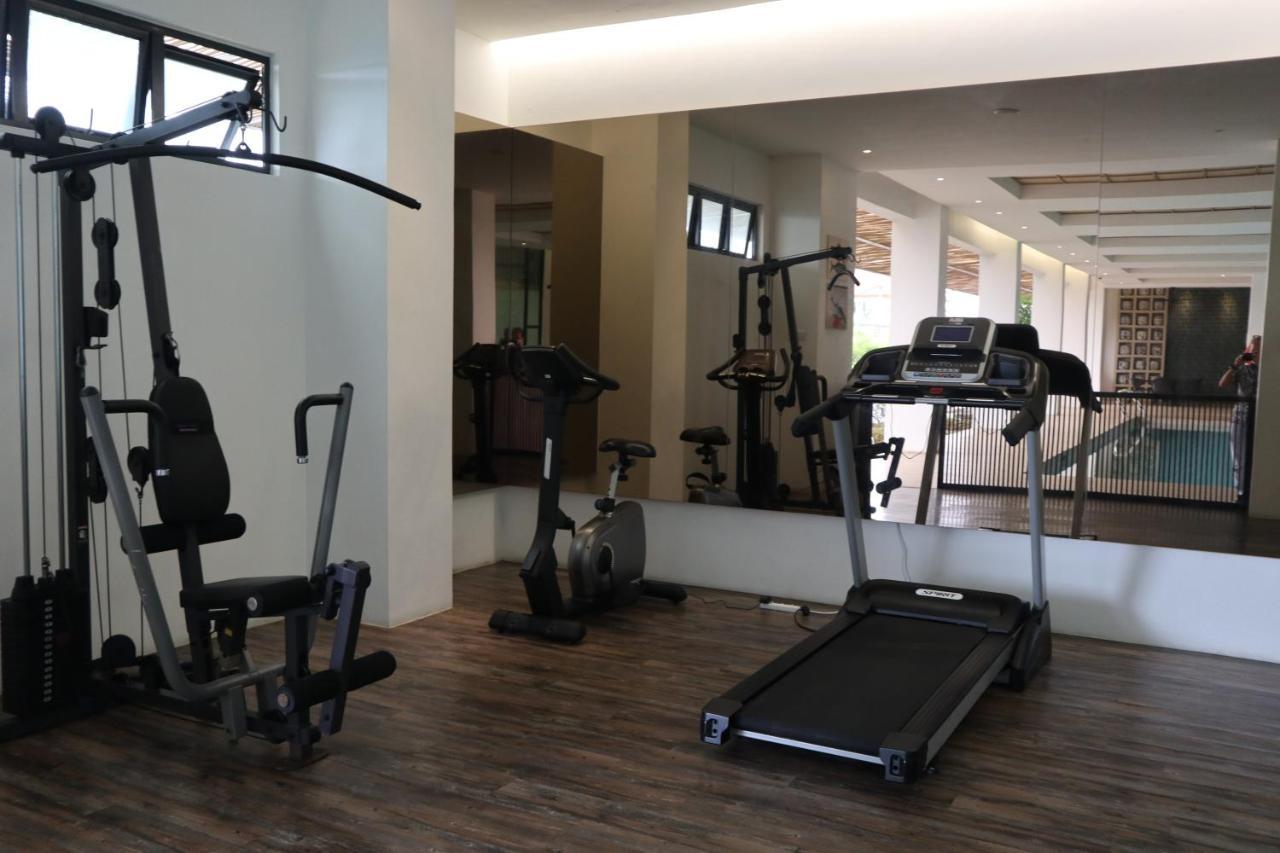 Zen66 @ Roxy Serviced Apartment Kuching Extérieur photo